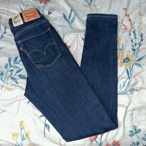 LEVI’S Dark Blue Denim Jeans